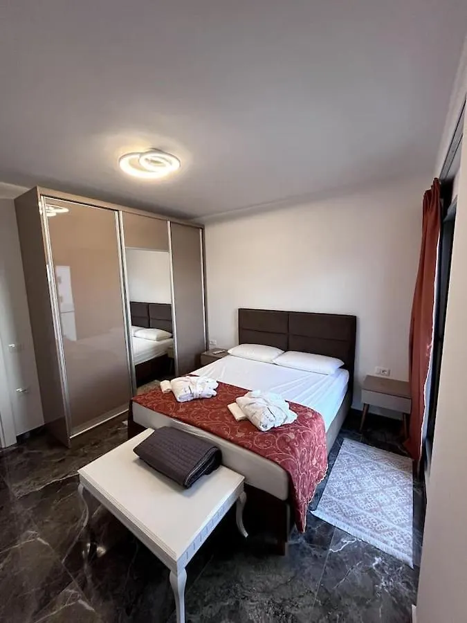 Alma'S Appartament Sarandë Apartamento